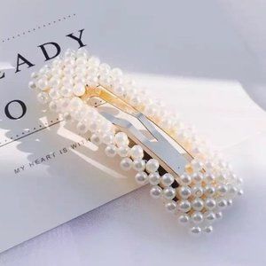 White Pearl Big Rectangular Hair Clip